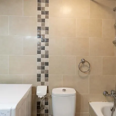 Santa Maria 41 - One Bed On The Ground Floor With Apartment *
